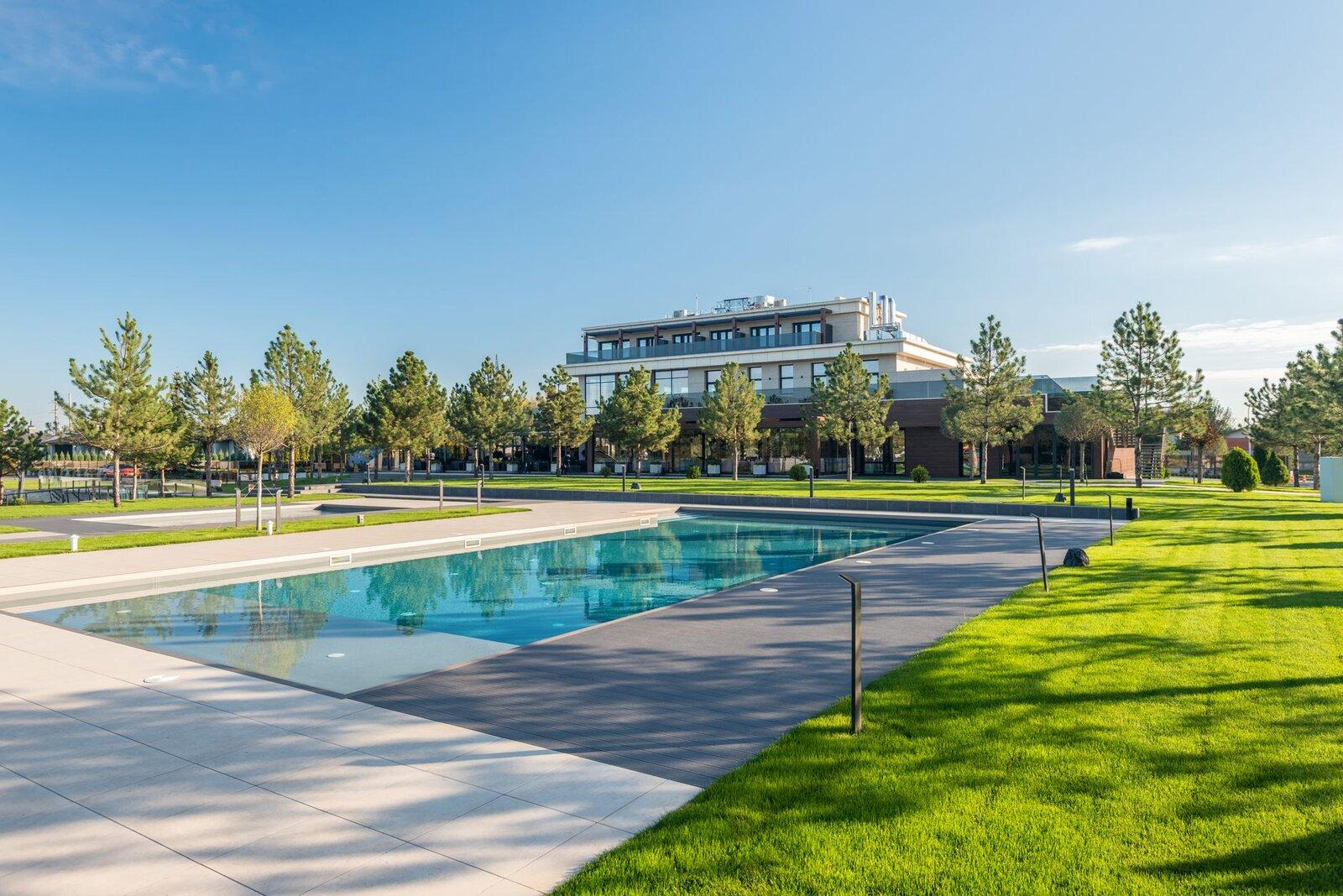 Luxury spa pool Costa Brava hotel